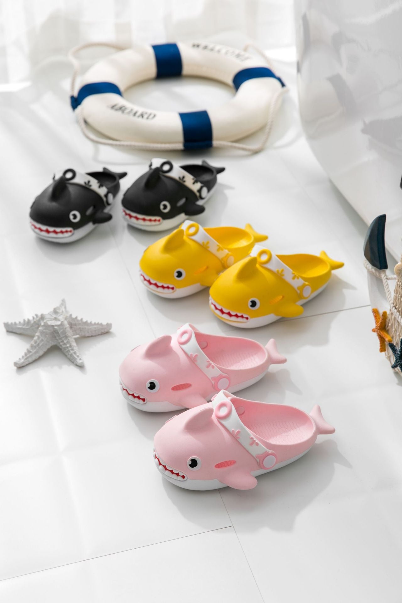 Men Women & Kids Cartoon Shark Summer Slippers/Slides