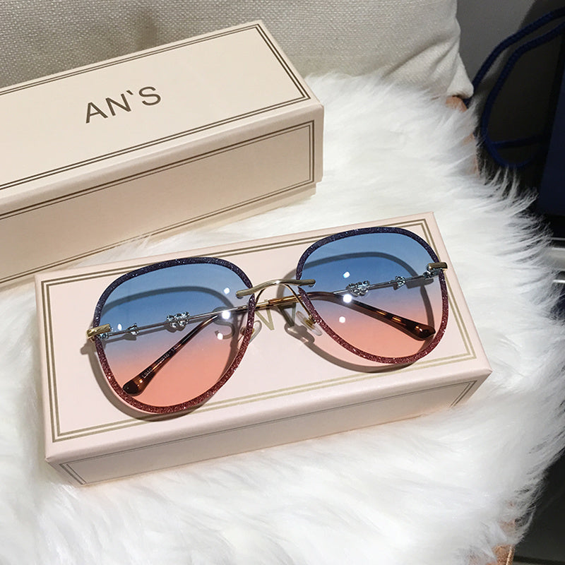 Shimmering Women's Polarized Designer Style Sunglasses